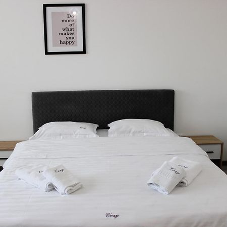 Cozy Apartments In Centre Of Suceava Near Kaufland And University Exterior foto